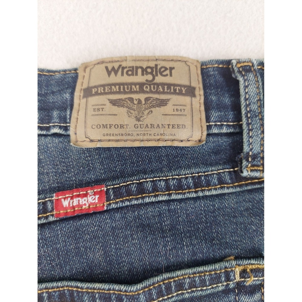Wrangler Men Jeans 30X32 Blue Zip Button 5 Pockets Stretch Slim Straight Casual - Picture 16 of 16
